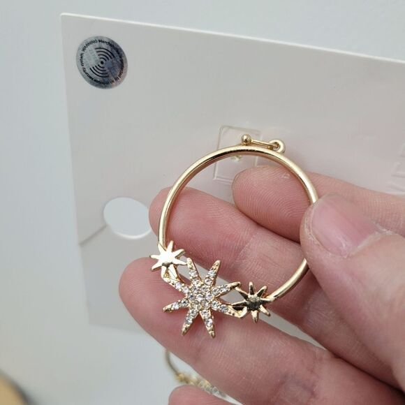 Brand New Forever 21 Gold Snowflake Rhinestone Earrings - Picture 3 of 7